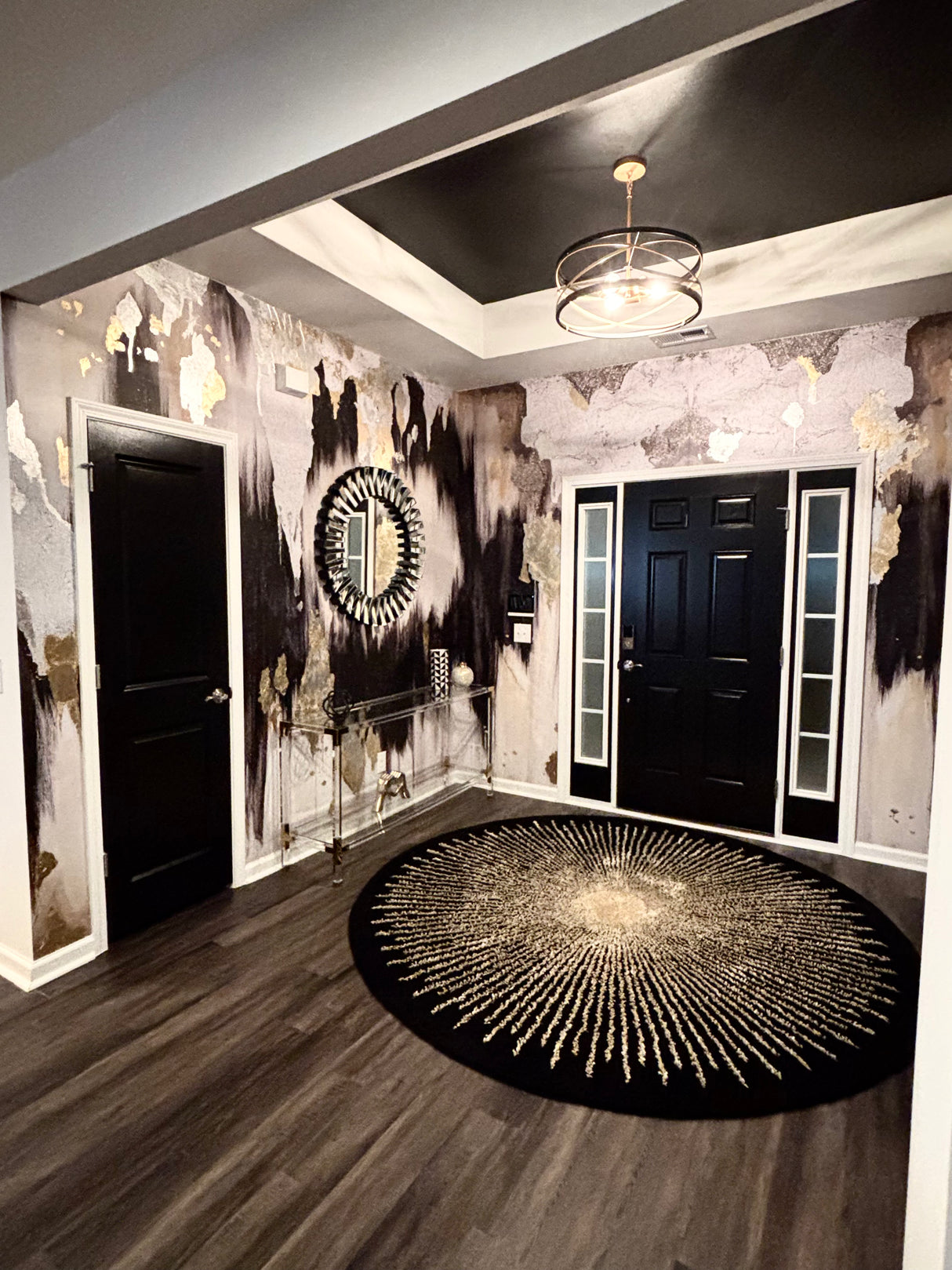 Vivian Ferne Black Geode Wallpaper Vivian Ferne Review, Black and White entryway, Black and white wallpaper with gold accents