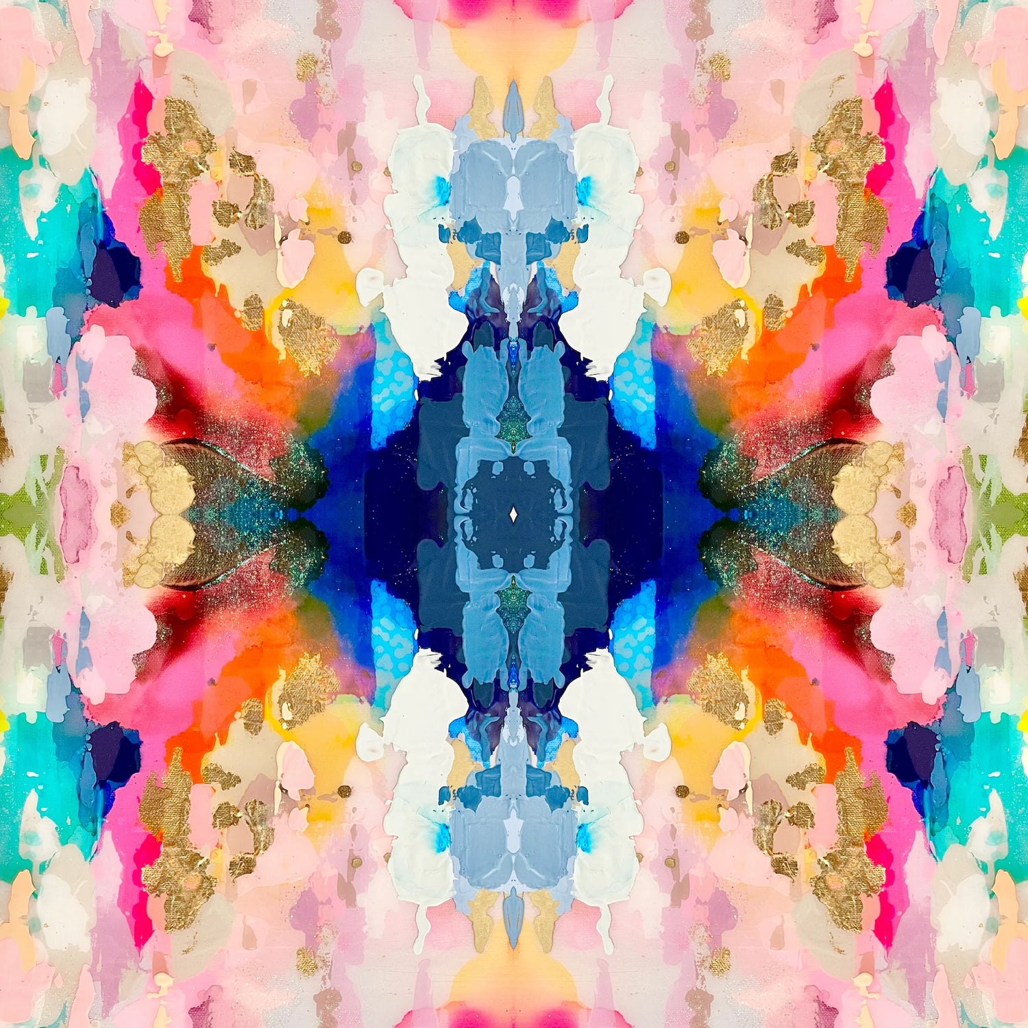 Intricate textures, brushstrokes and gold leafing fill this large pattern wallpaper design by famous interior designer, VIvian Ferne & Wallpaper Orchard. This design is a digital remix of an original painting by famous abstract artist, Fran Maass Katz.