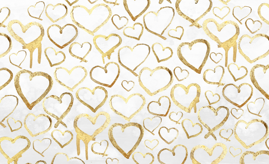 gold amd white heart wallpaper, gold and white interior, gold and white art, vivian ferne wallpaper, vivian ferne wallpaper reviews, gold nursery, white nursery, nursery wall art, blueberry glitter painting