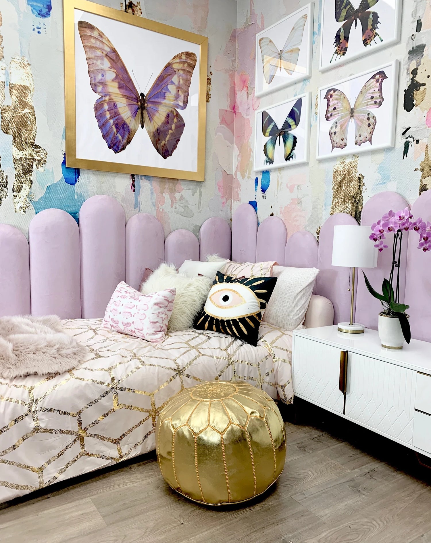 Looking for a splash of soft, lush colors for your kids bedroom space? This abstract wall decor from Vivian Ferne is the perfect combination of blues, pinks and grays that will transform any kids room into a stunning unique space.