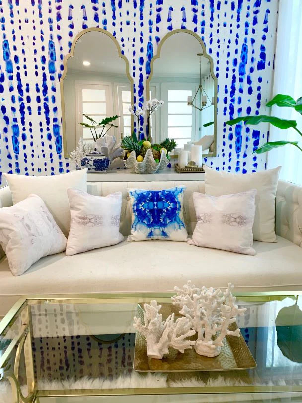 This interior design installation was inspired by the blue and white sea side villas on the shores of Santorini. The large pattern blue and white wallpaper design will bring a vibrant modern repeating pattern into and living room, bathroom or entry way interior project. 